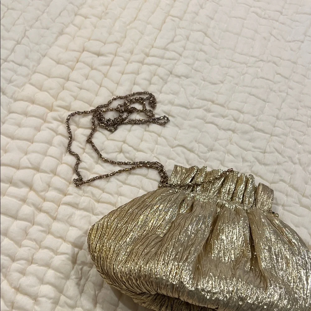 Vintage Gold Textured Evening Clutch - Picture 3 of 13